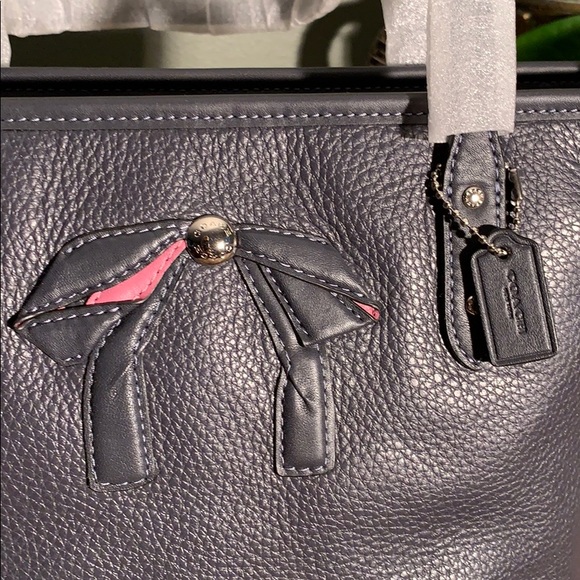 Coach purse - Picture 8 of 10